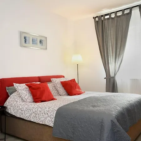 Apartment Ema 1811 Rijeka